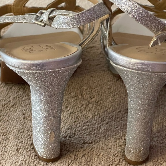 Dressy Woman's Naturalizer's Shoes Size 10 - Picture 6 of 11